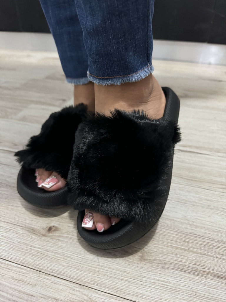 Chanclas peluditas