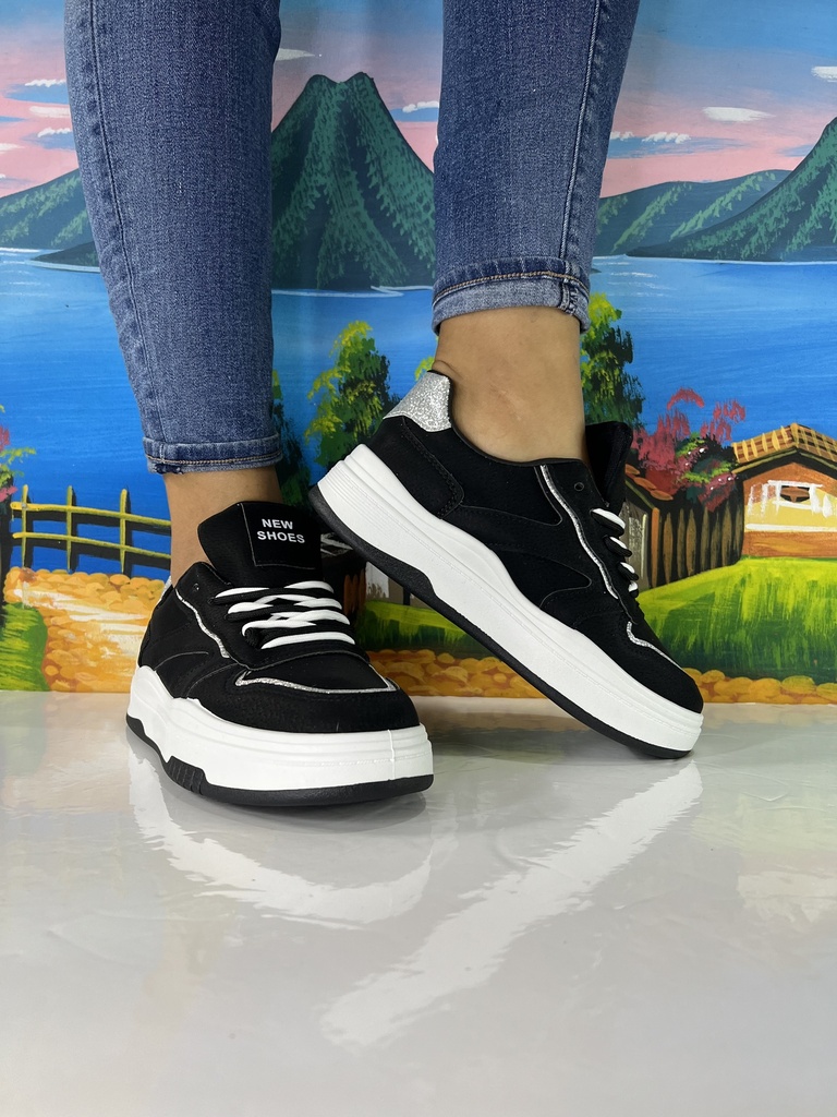 Tenis talón brillante