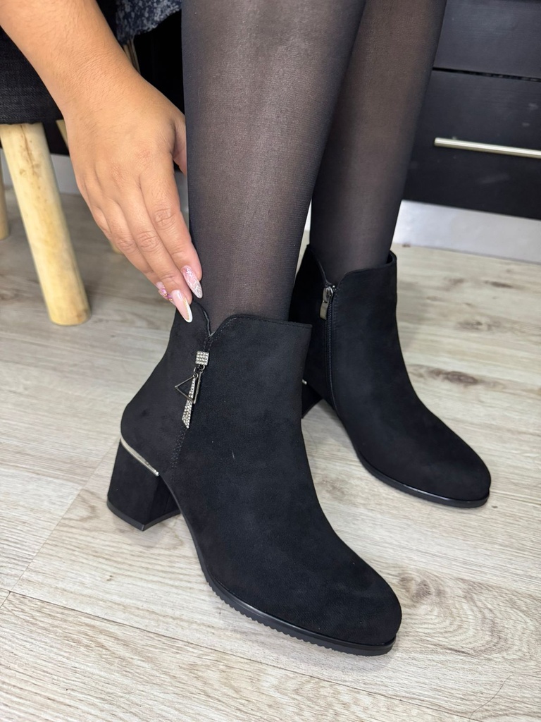 Botín triangulo pana