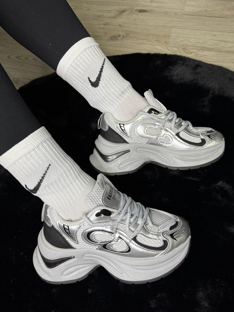 Tenis mariposa beige/gris