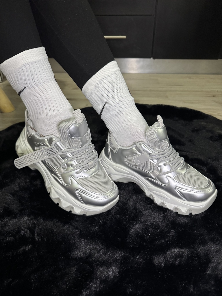 Tenis cincho brillito