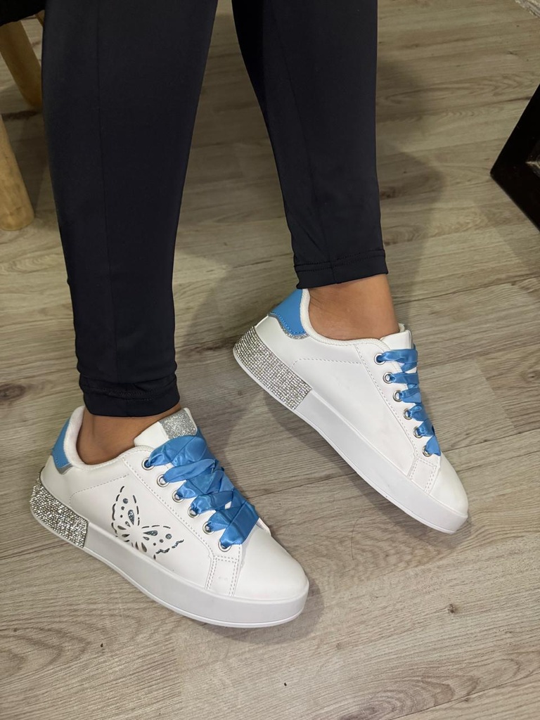 Tenis bajo listoncito adorno mariposa