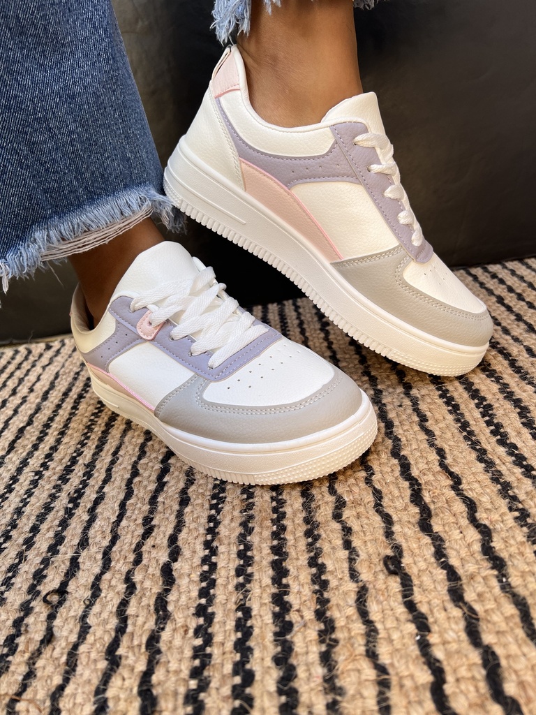 Tenis blanco morado y rosa