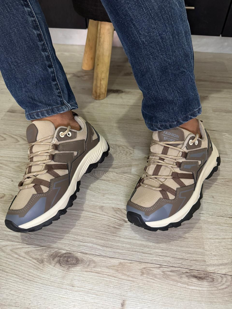 Tenis montaña hombre