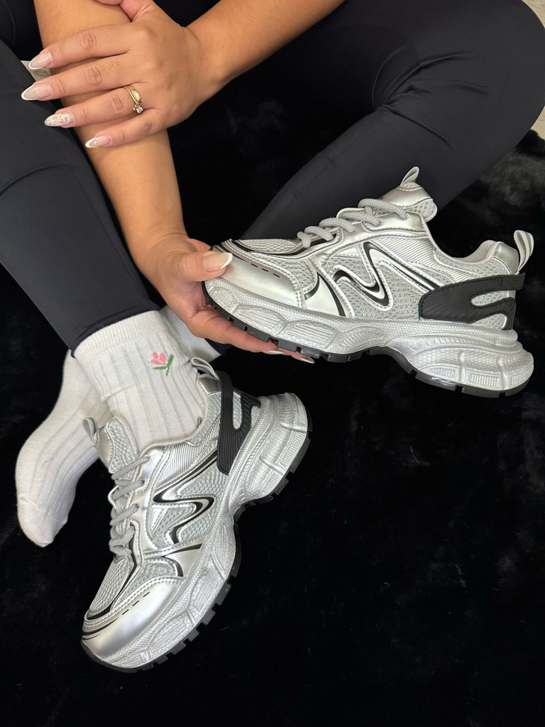 CH-13 Tenis alto talón plastico