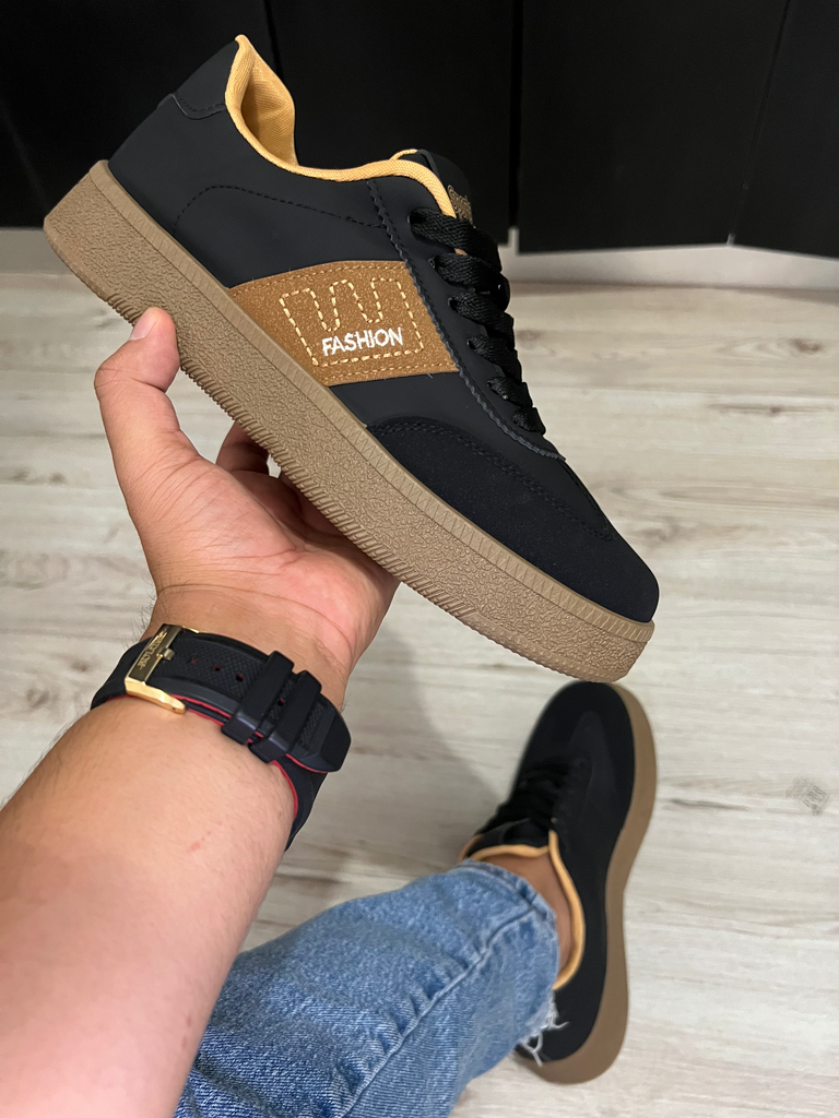 Tenis hombre adorno corona