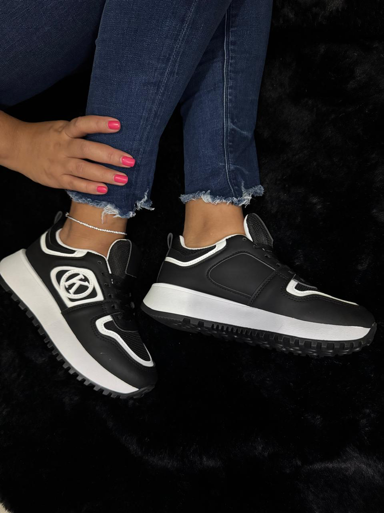 Tenis K