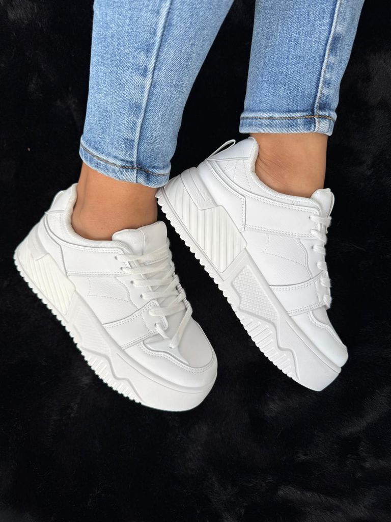 Tenis alto cadena estrella