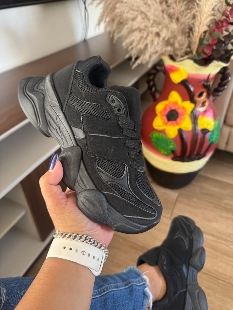 New Balance 9060 SM
