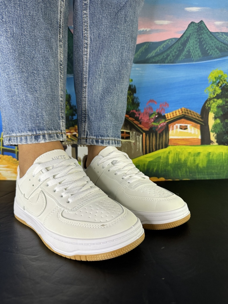 Tenis nike low