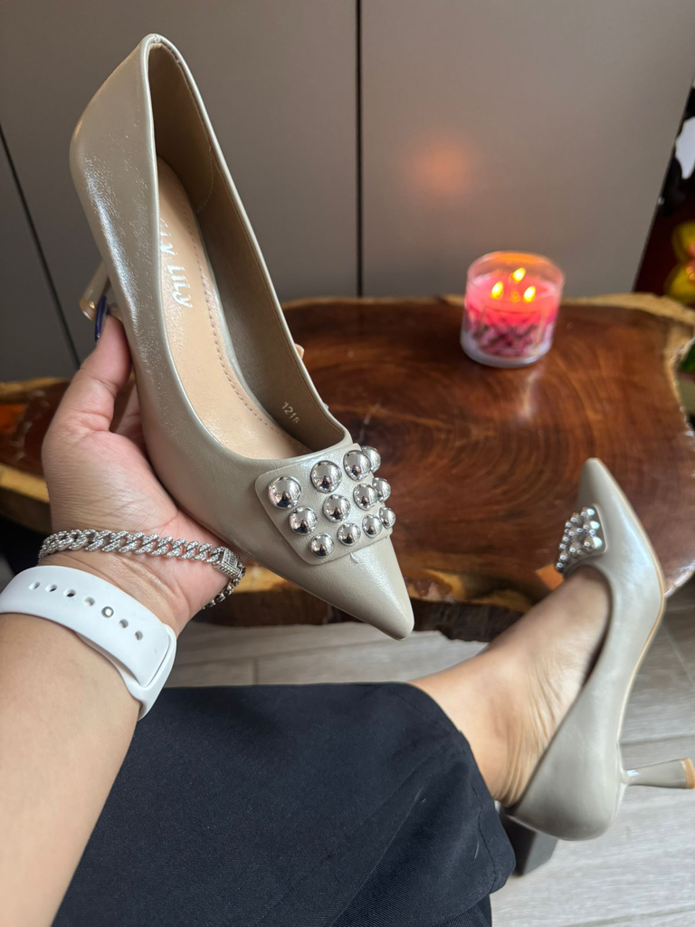 Tacon puntos plateados