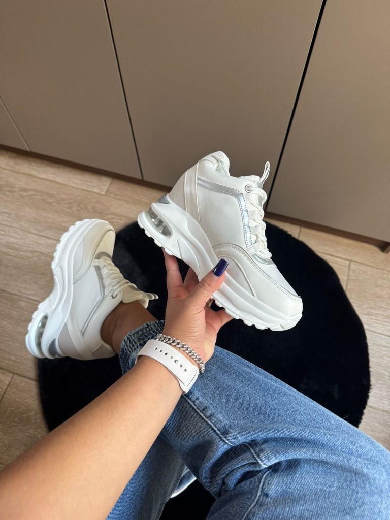 Tenis alto talon pana