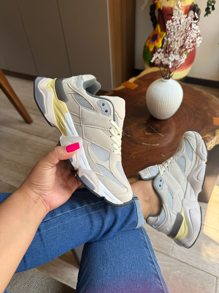 NB 9060 SM Woman