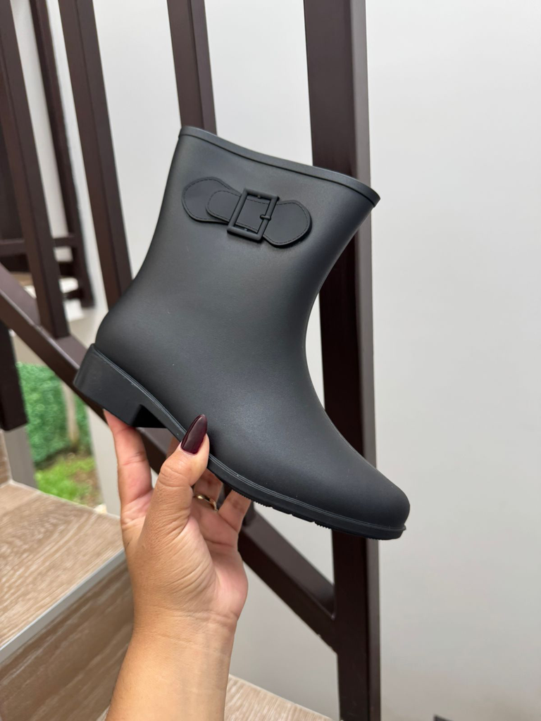 Botas para lluvia una hebilla