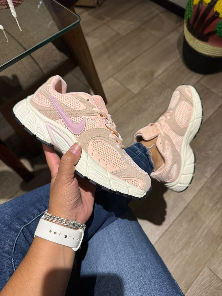 Nike V5 RNR