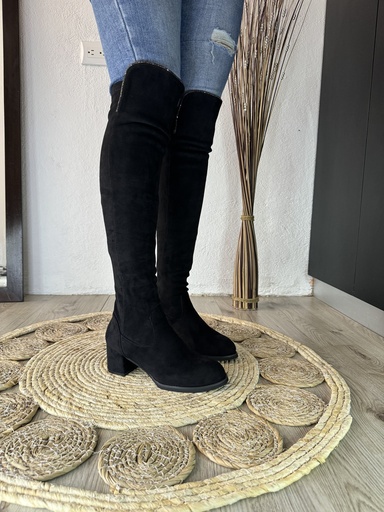 Maxi botas brillantes