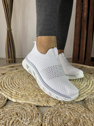 Tenis tipo calceta perlitas