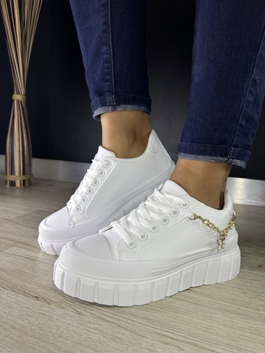 [JW2302] Tenis alto, adorno mariposita