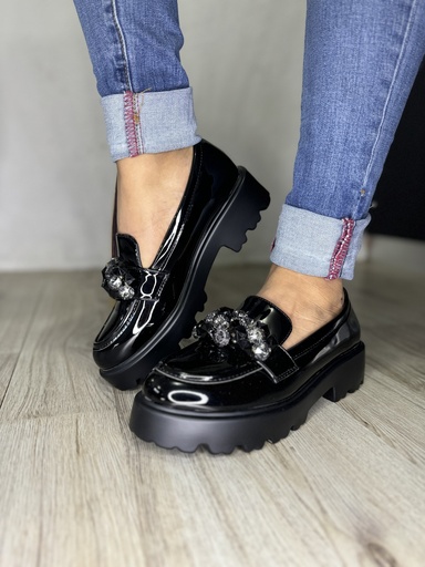 Mocasina chunky adorno piedritas