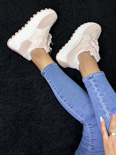 Tenis adorno rosas listón con perlitas