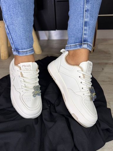 Tenis bajo osito brillante