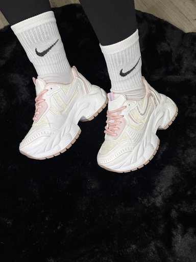 Tenis deportivo glitter