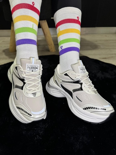 Tenis deportivo rayitas fashion