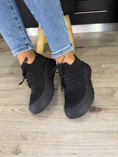 Tenis calceta alto con cinta