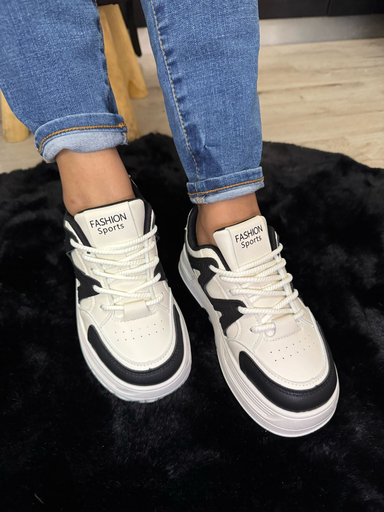 Tenis alto blanco punta negra