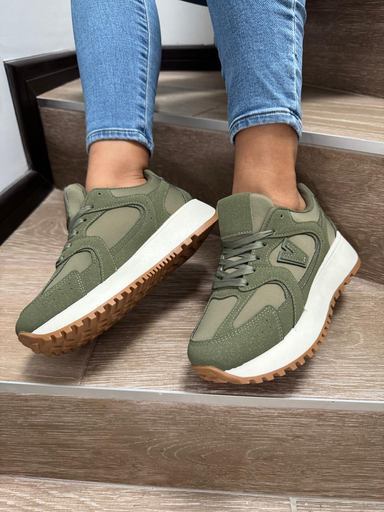 Tenis V