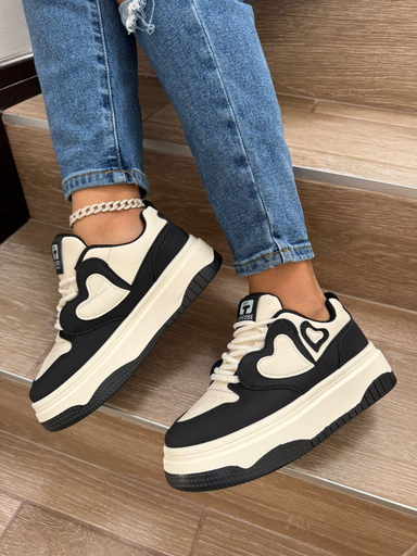 Tenis corazon blanco 