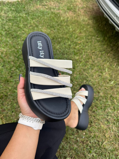 Sandalia 3 líneas diamantadas