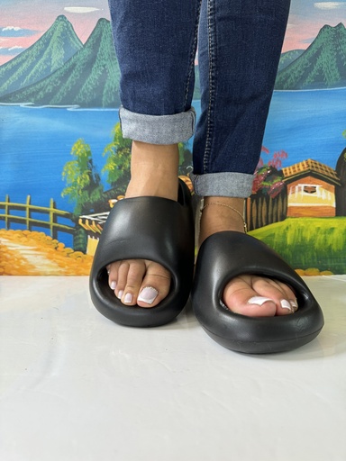Sandalias Yeezy