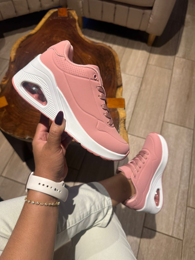Skechers women Uno