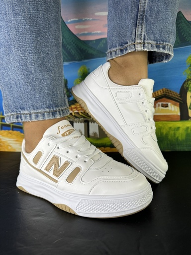Tenis deportivo N